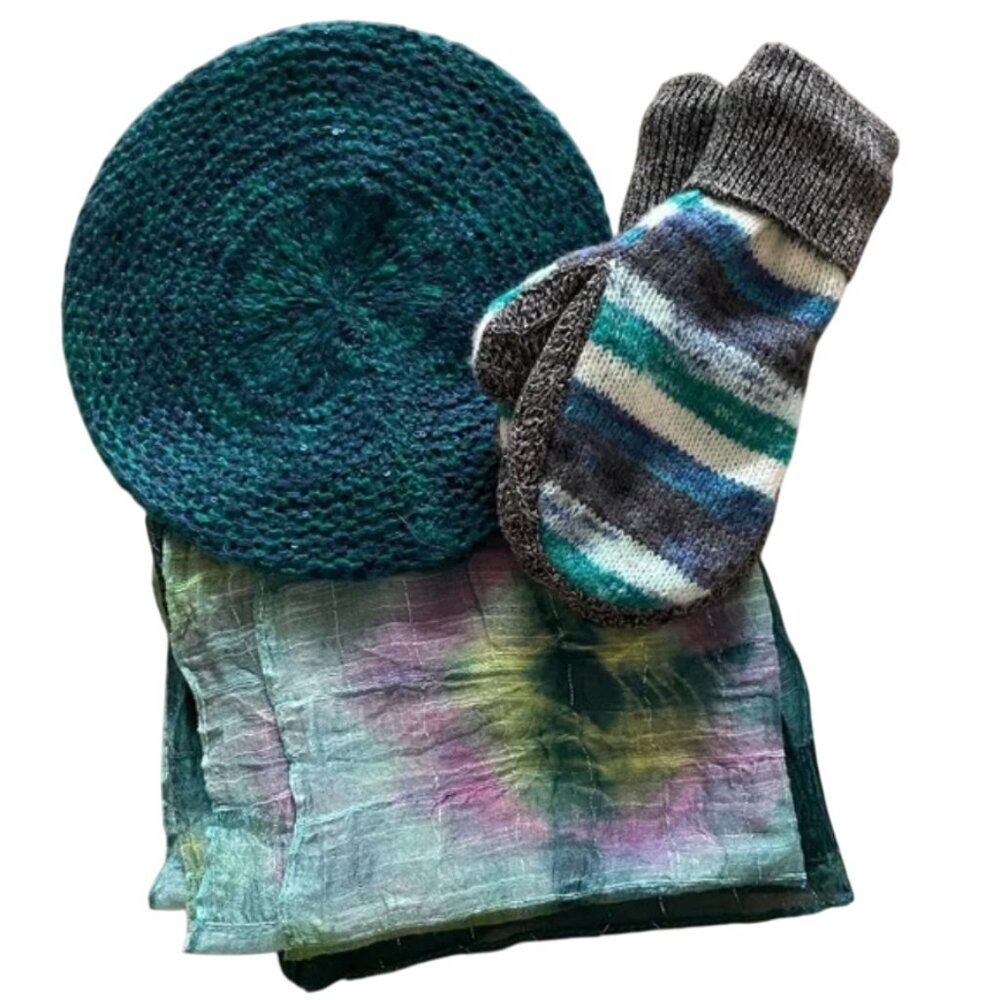 Hat, Scarf and Mitts